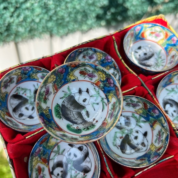 Vintage porcelain sake set, Sake Cup, Hand painted - Picture 7 of 13